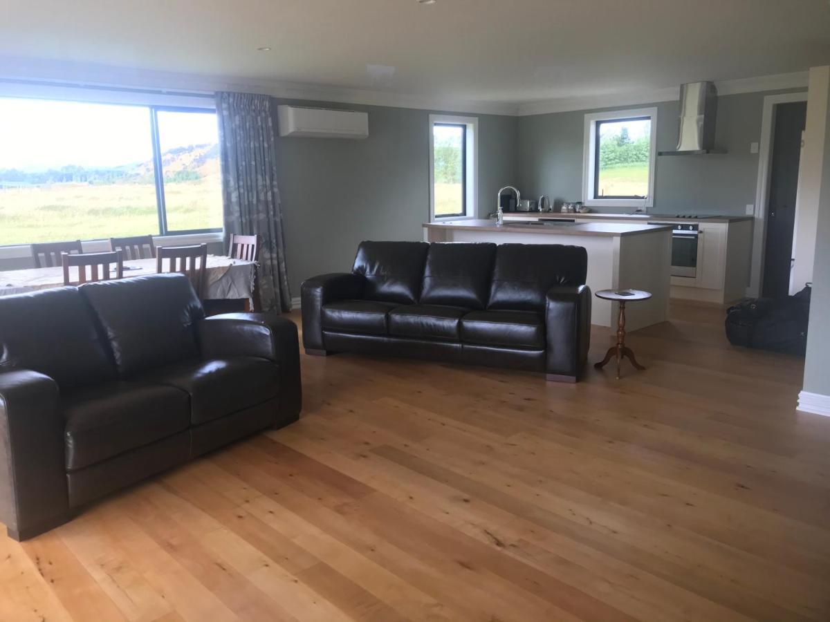 Kepler Oaks Chalet Te Anau Exterior foto